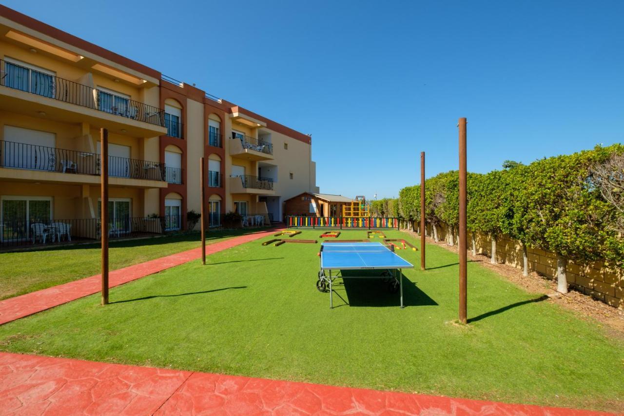 Aparthotel Las Dunas Chiclana de la Frontera Exterior foto