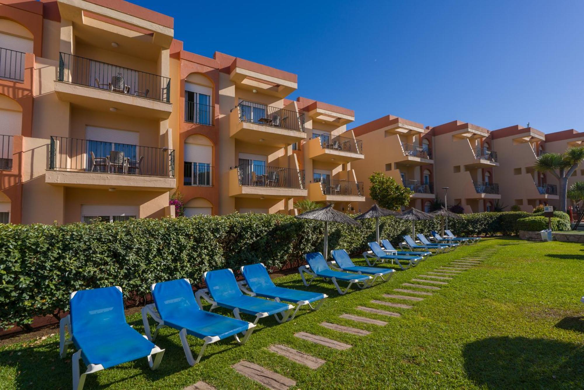 Aparthotel Las Dunas Chiclana de la Frontera Exterior foto
